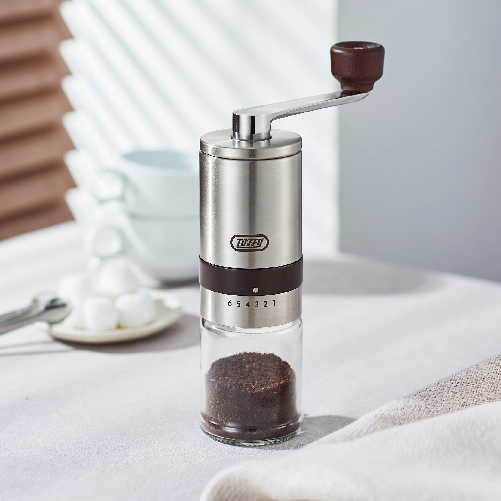 Toffy Hand Ceramic Coffee Mill 陶瓷手搖磨豆機 K-KU10-SV